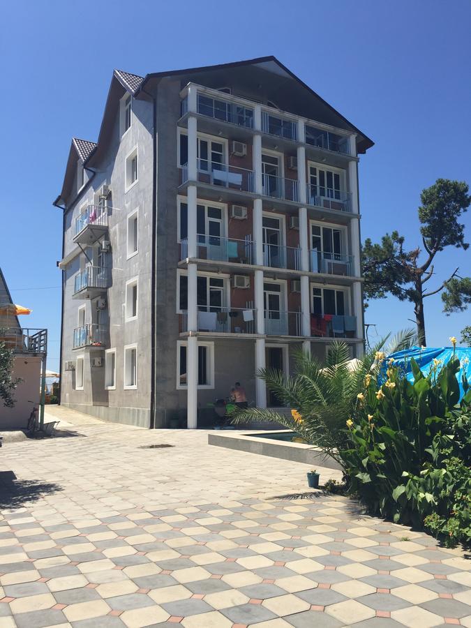 Hotel George Ureki Esterno foto